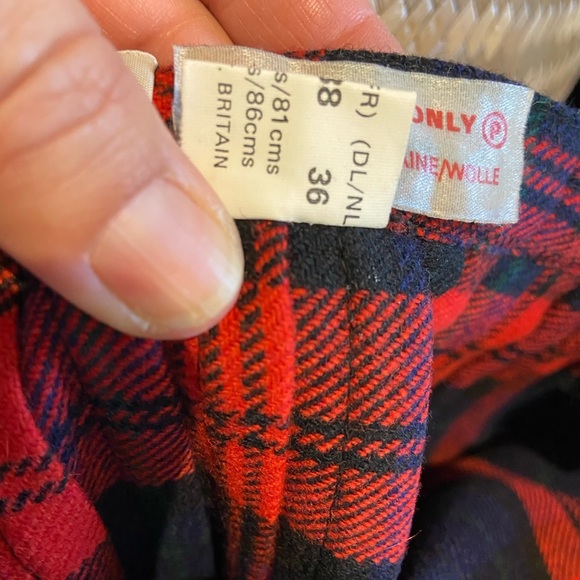 Browns of Bermuda Red Wool Pleated Kilt Size 8 - Picture 6 of 7